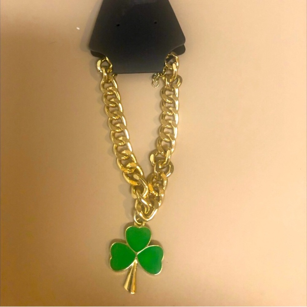 Clover bracelet